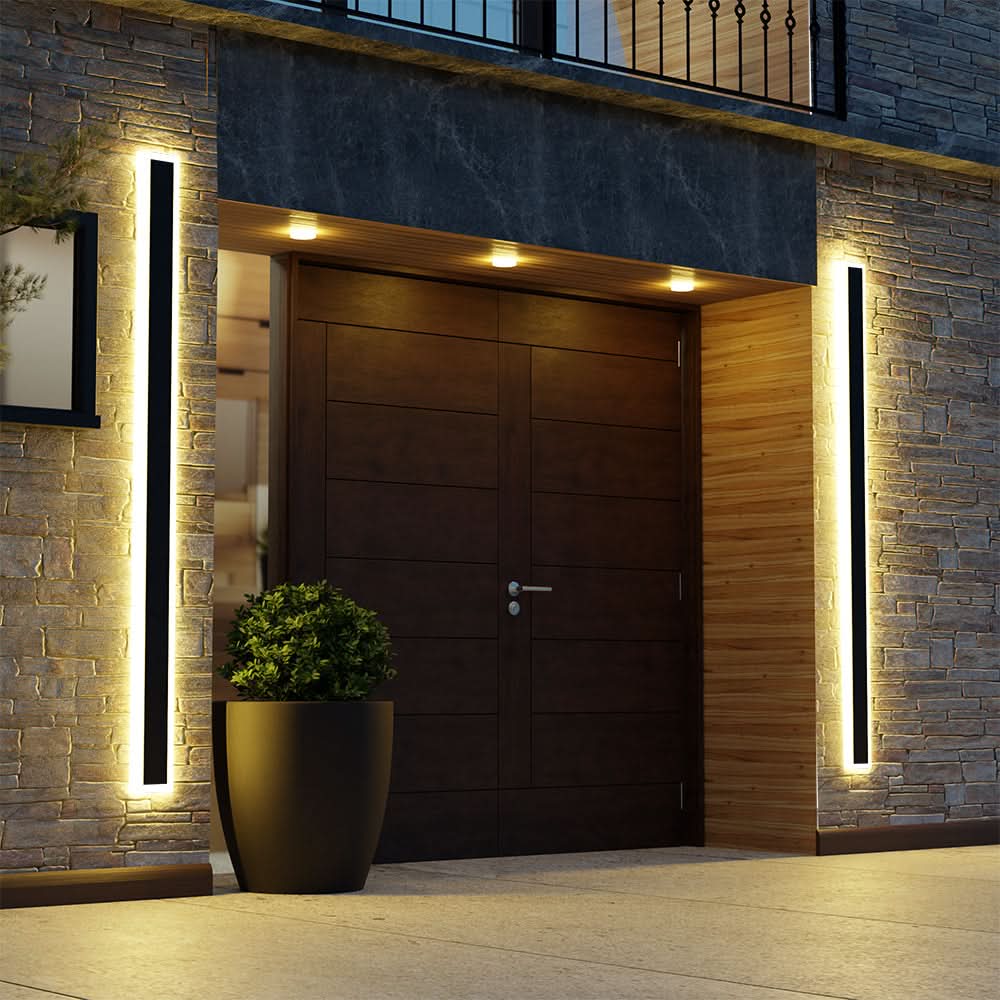 Meridian Outdoor Wall Light