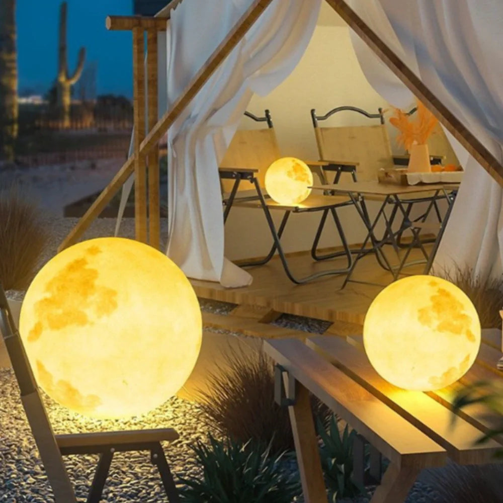 Moon Sphere Garden Light
