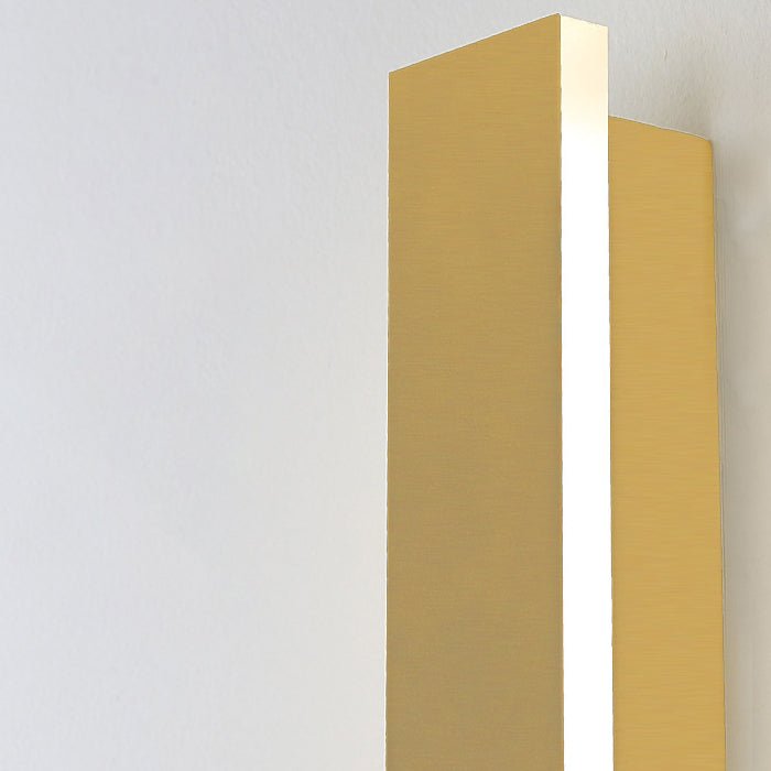 BotusLume Linear Wall Lamp