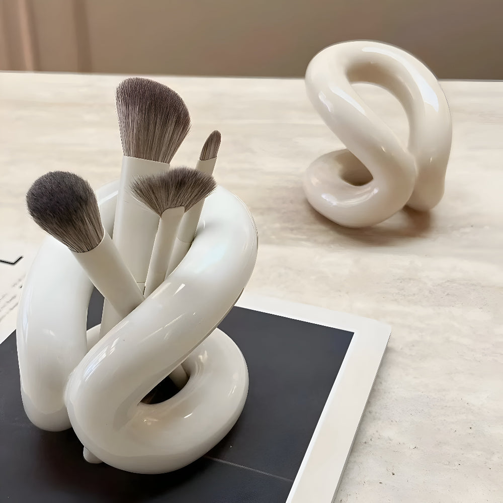 Knot Detail Ceramic Organizer