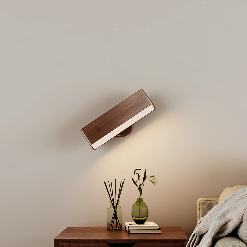 Pivot Motion Spot Light