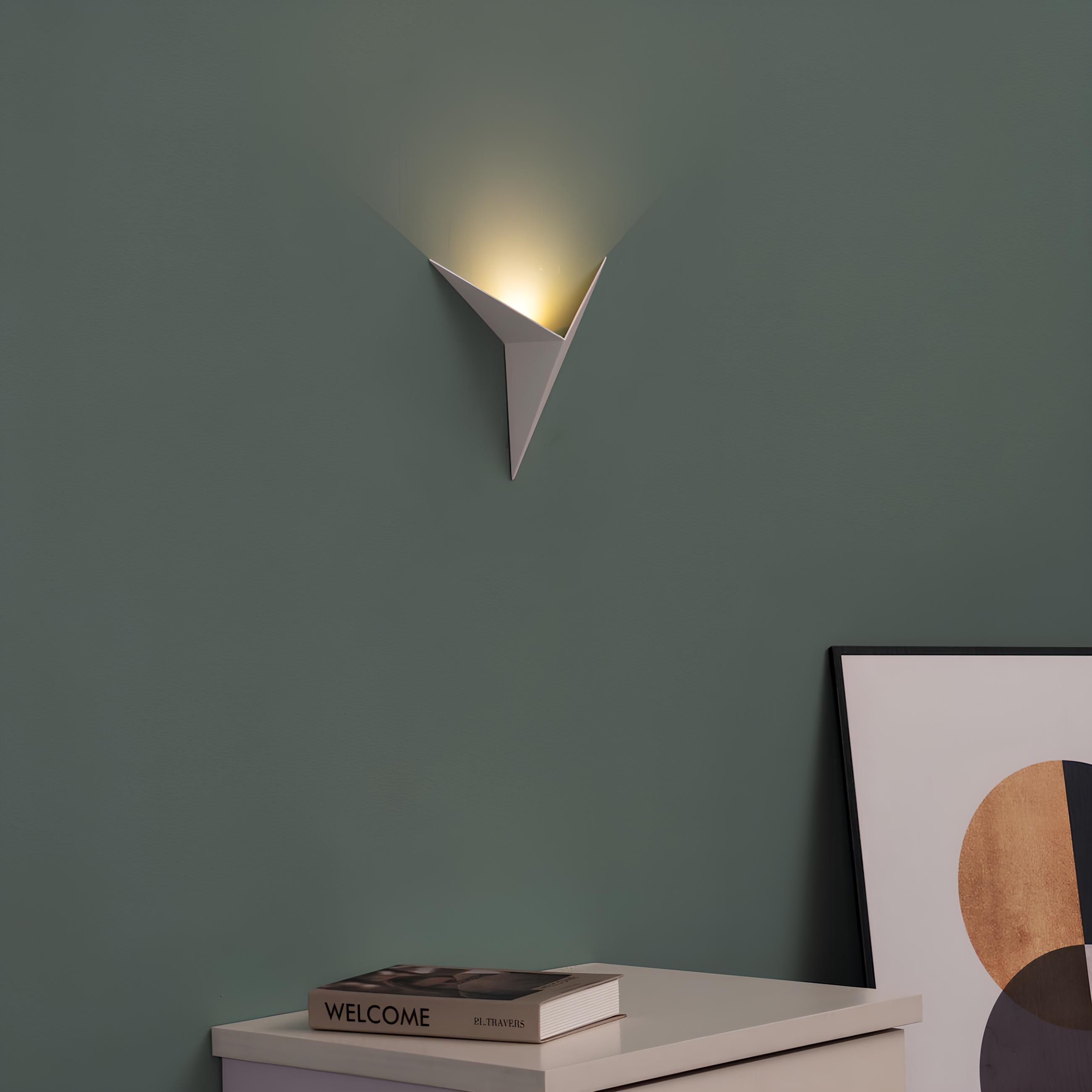Vertex Wall Light