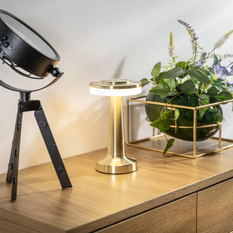 Classic Bar Table Lamp