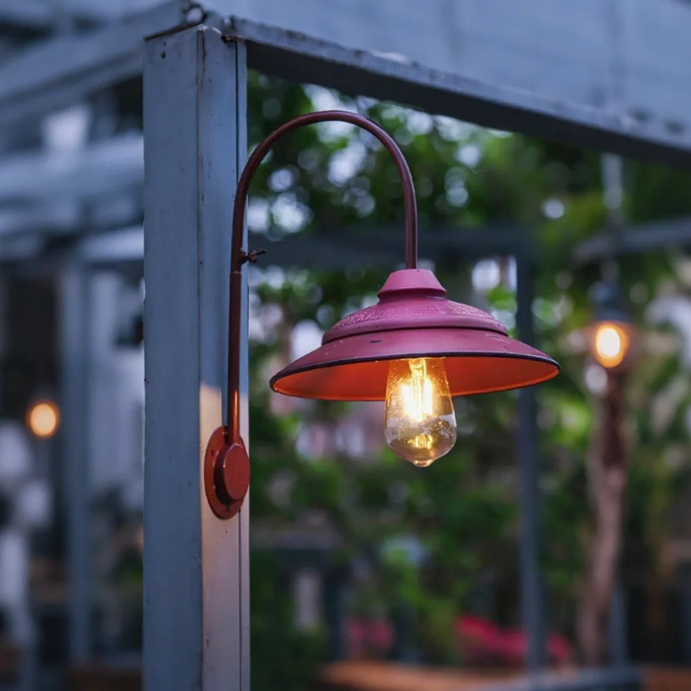 Heritage Solar Wall Lantern