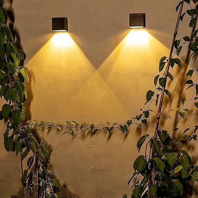 Solar LED Outdoor Wall Light