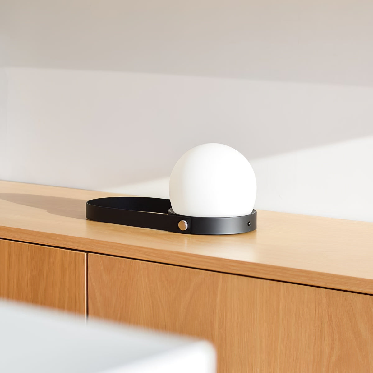 Sun Handle Table Lamp