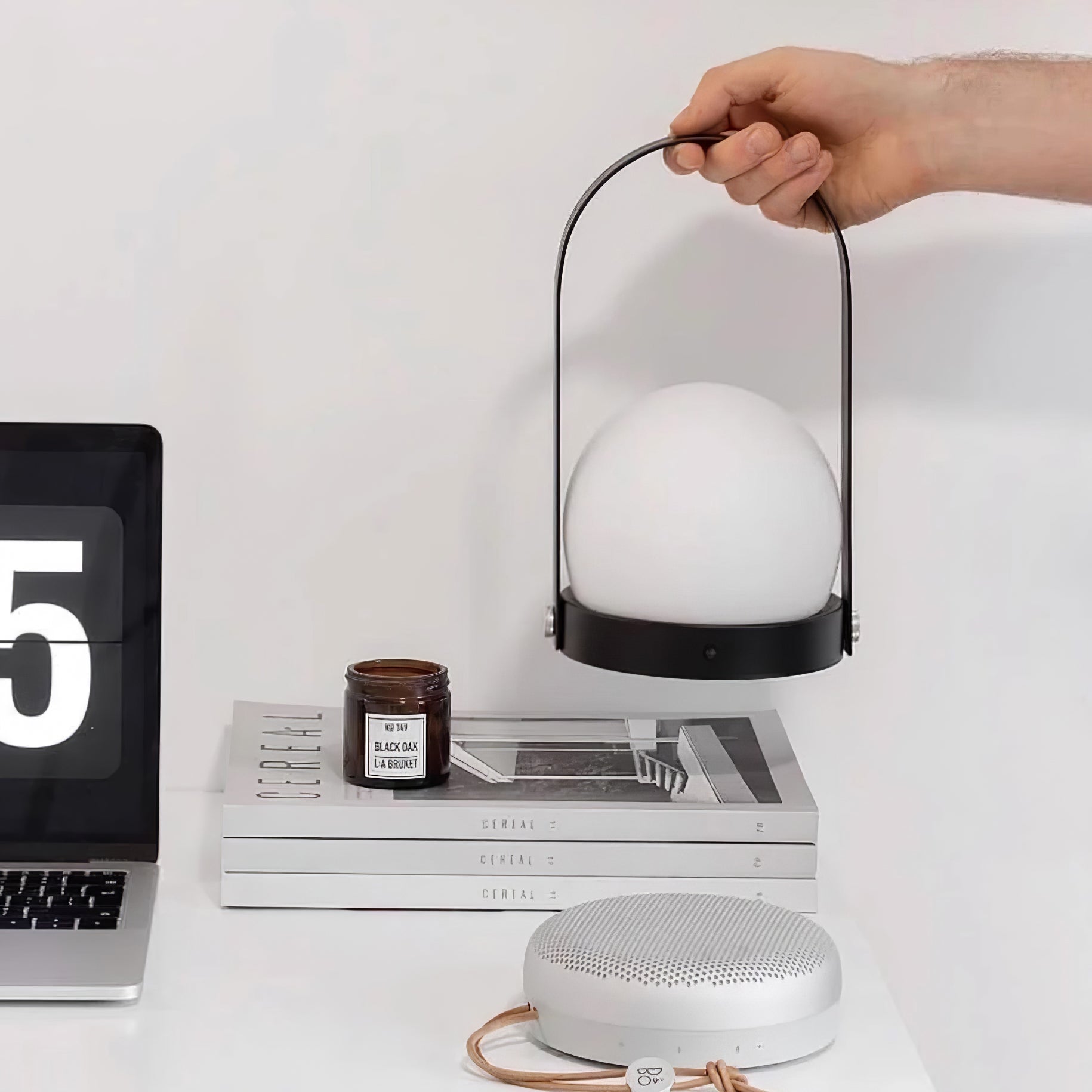Sun Handle Table Lamp