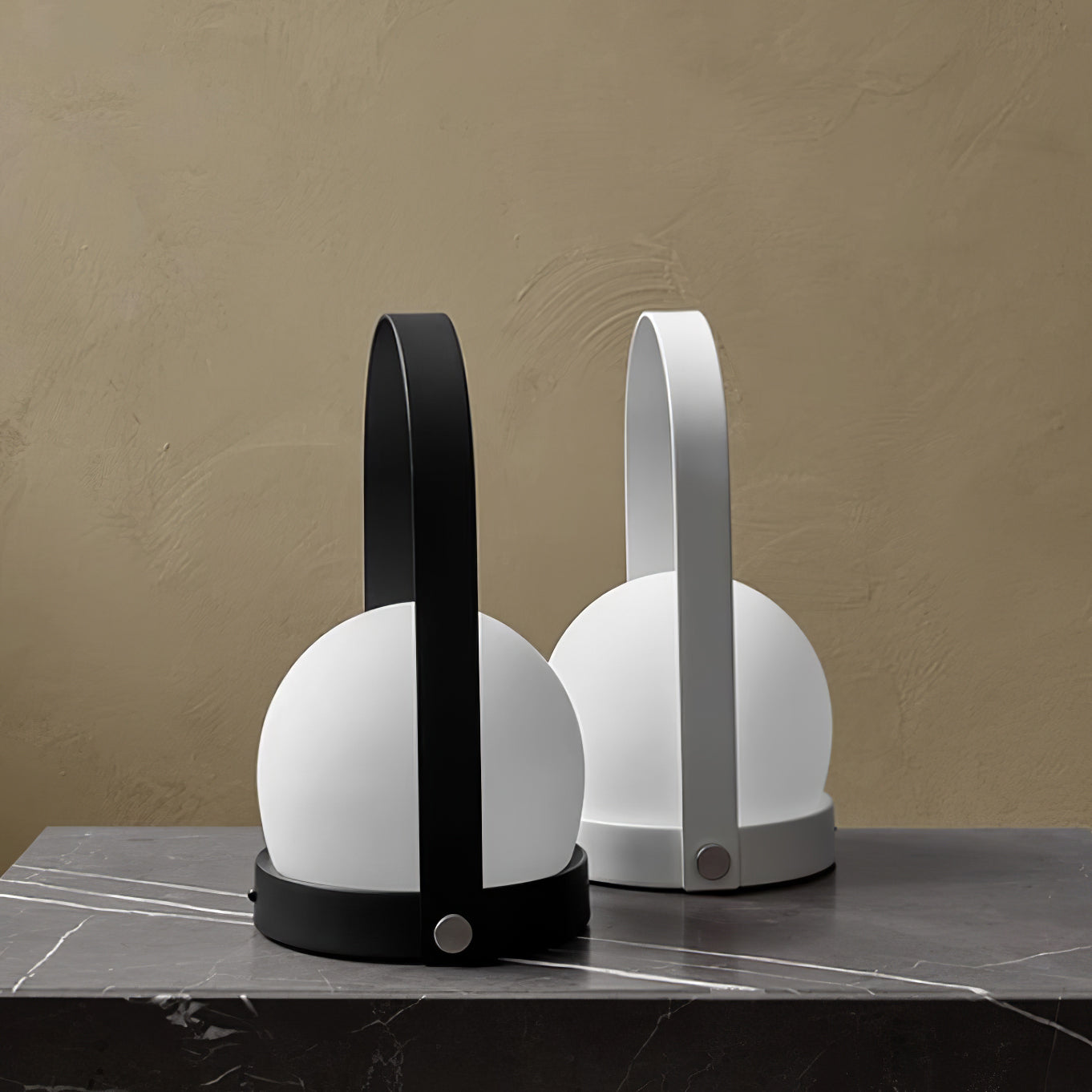 Sun Handle Table Lamp