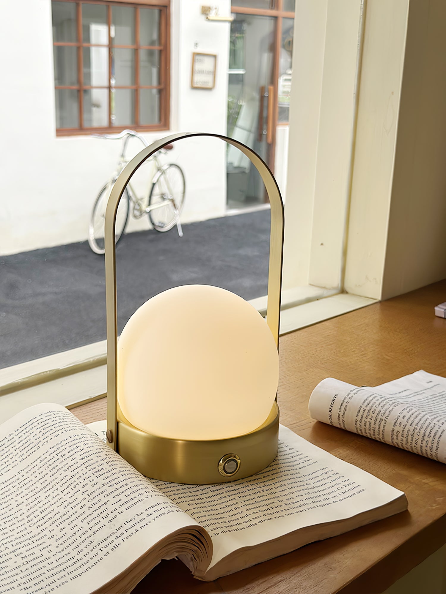Sun Handle Table Lamp