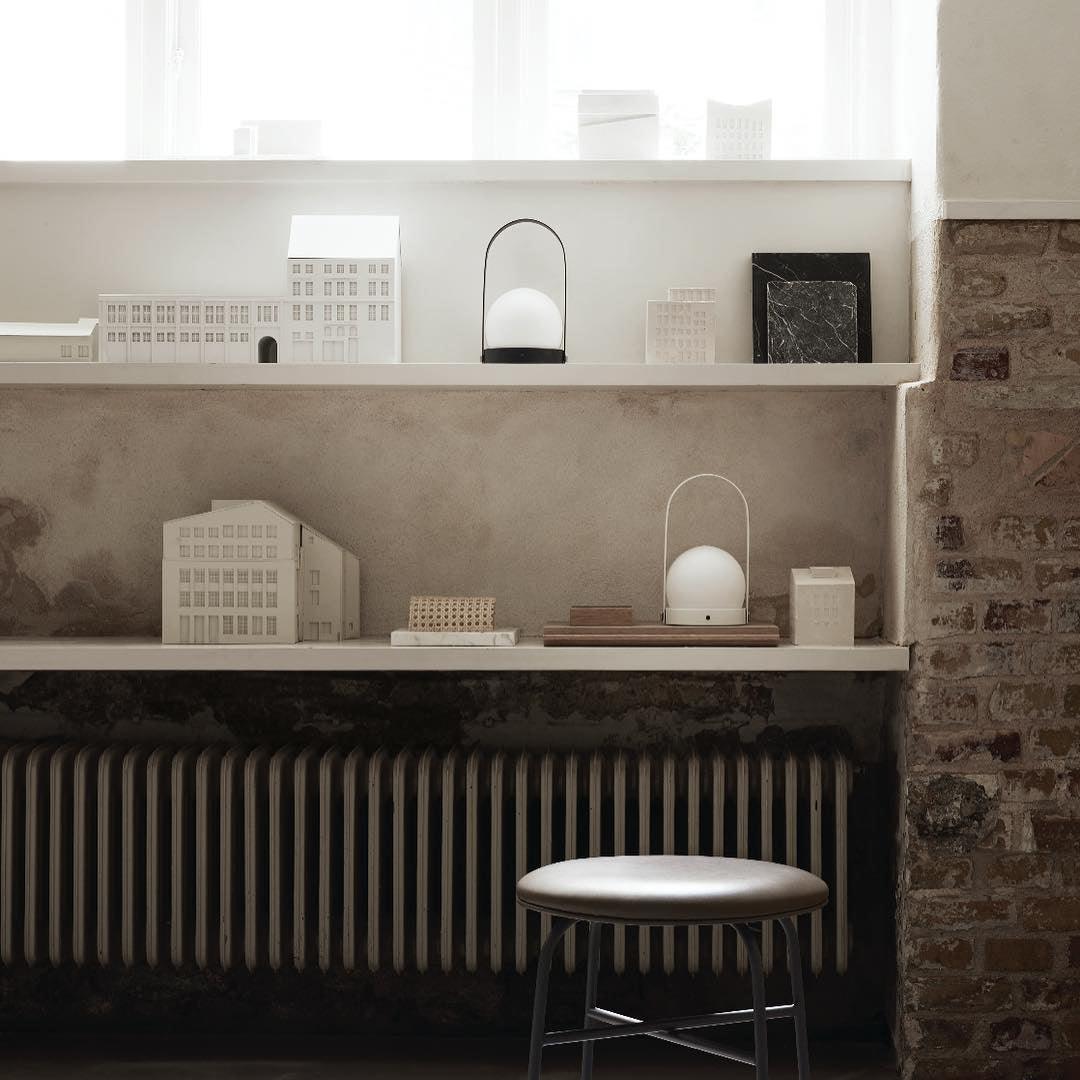 Sun Handle Table Lamp