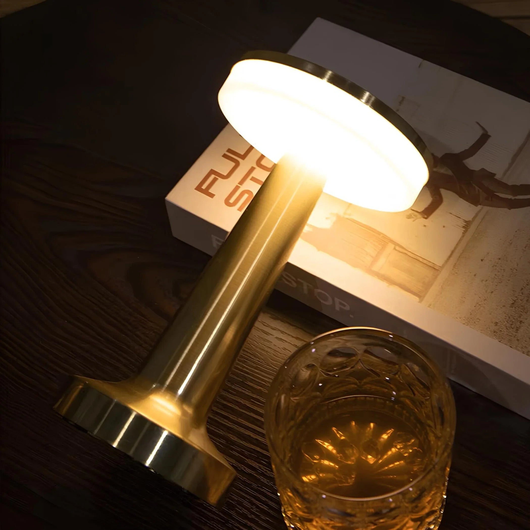 Classic Bar Table Lamp