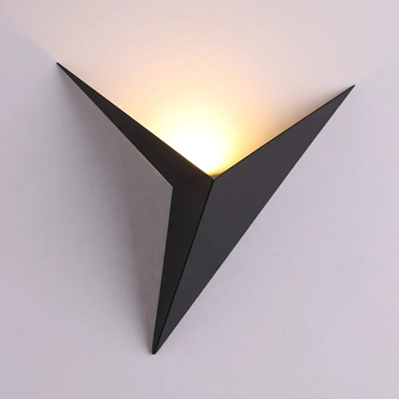 Vertex Wall Light