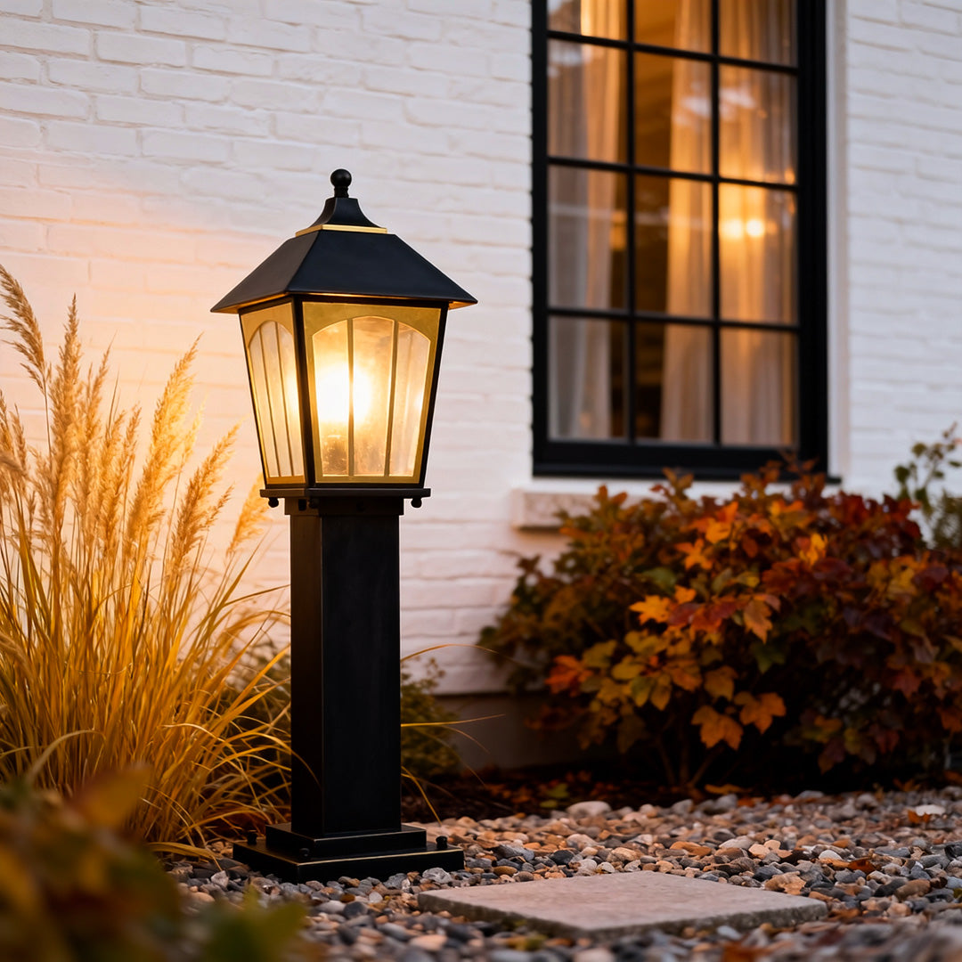 Post Garden Path Light