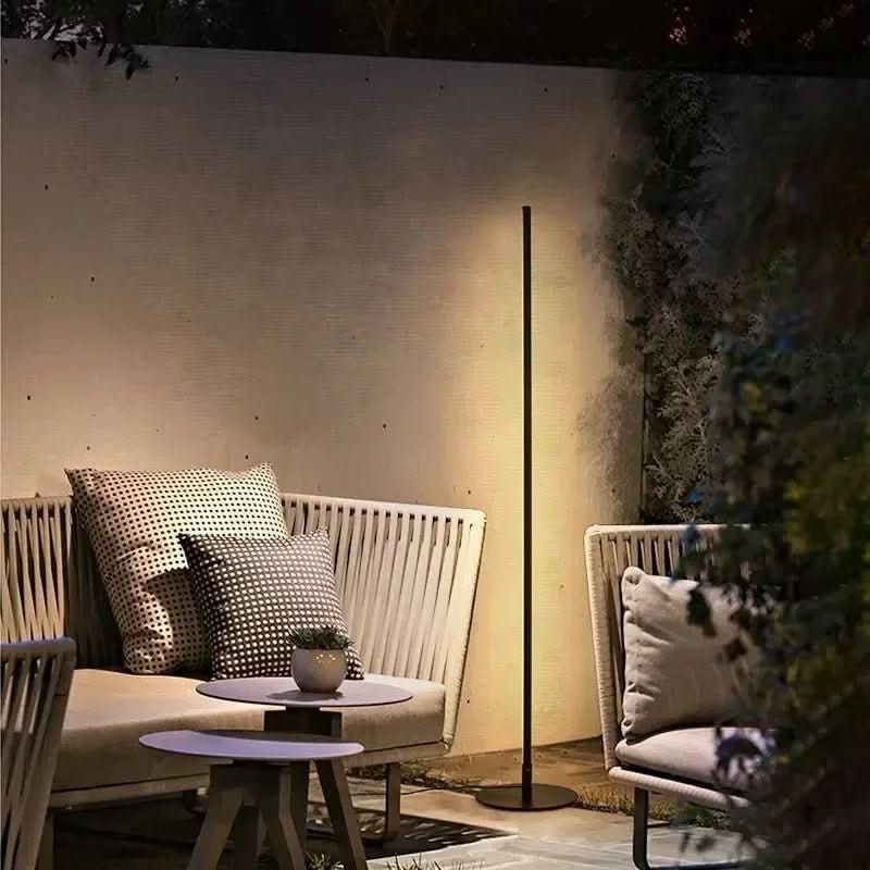 Minimalist LED Floor Lamp