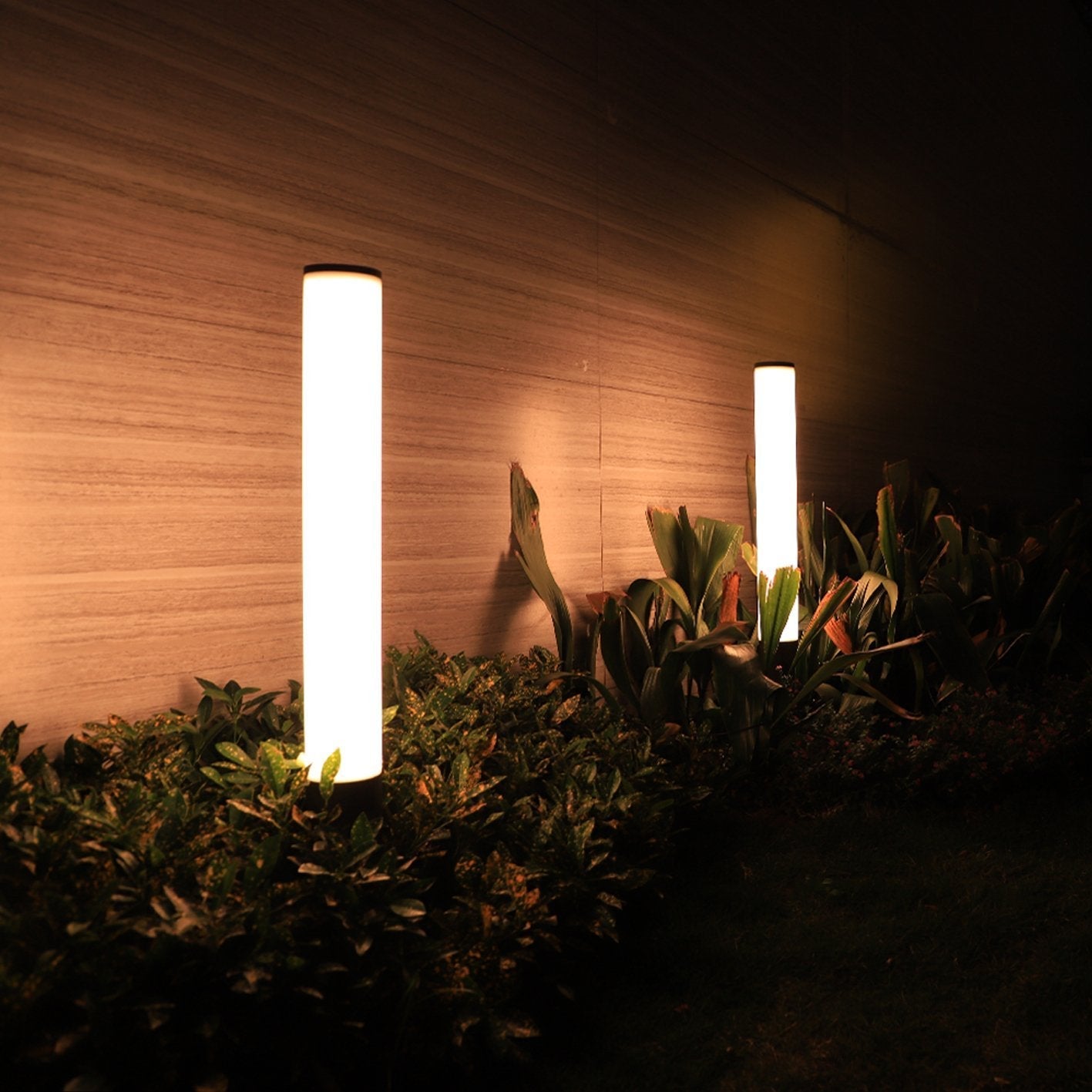 Slim Cylinder Path Light