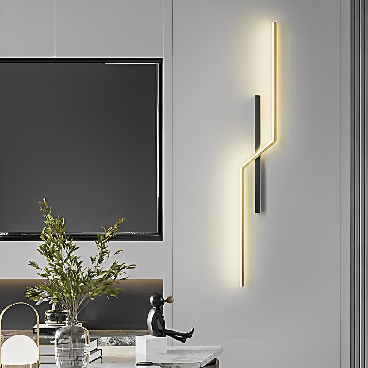Minimalist Kinked Linear Wall Light