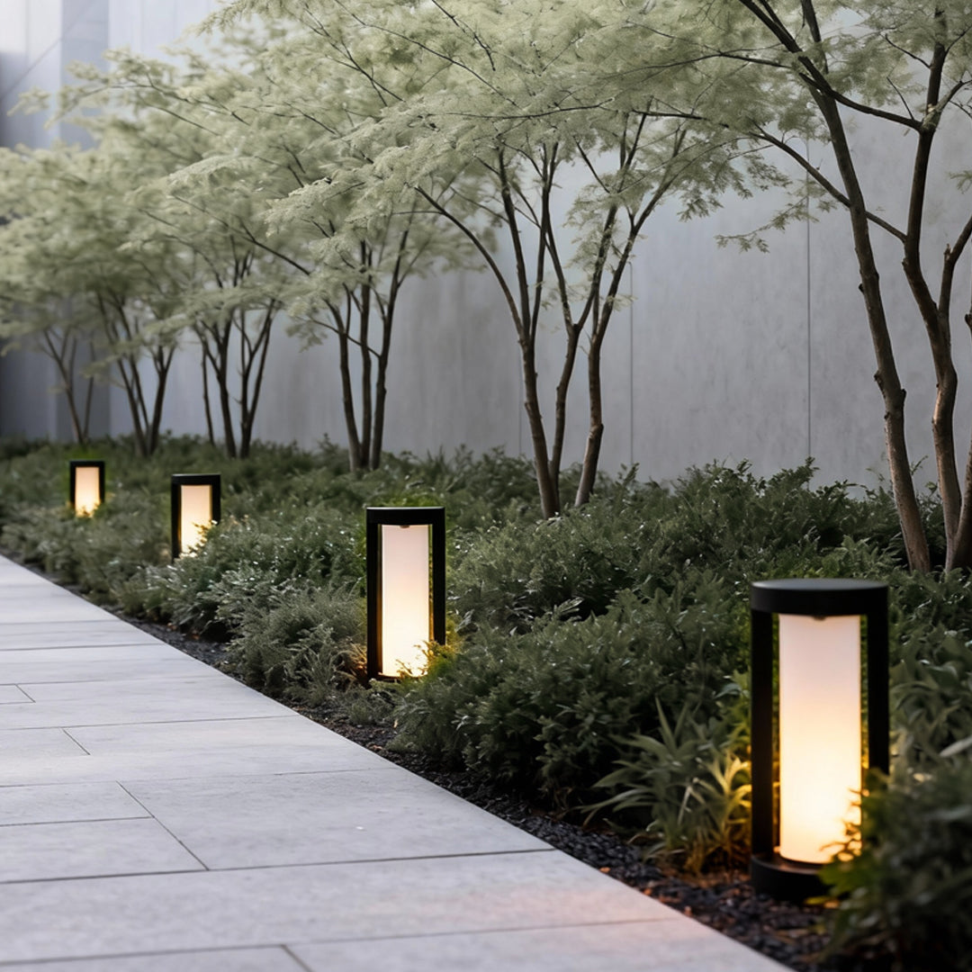 Cylindrical Path Light
