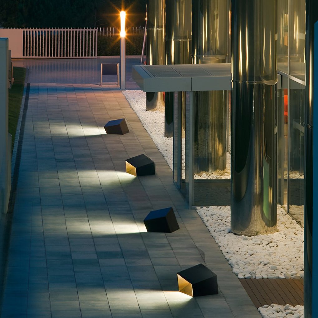 Geometric Cube Path Light