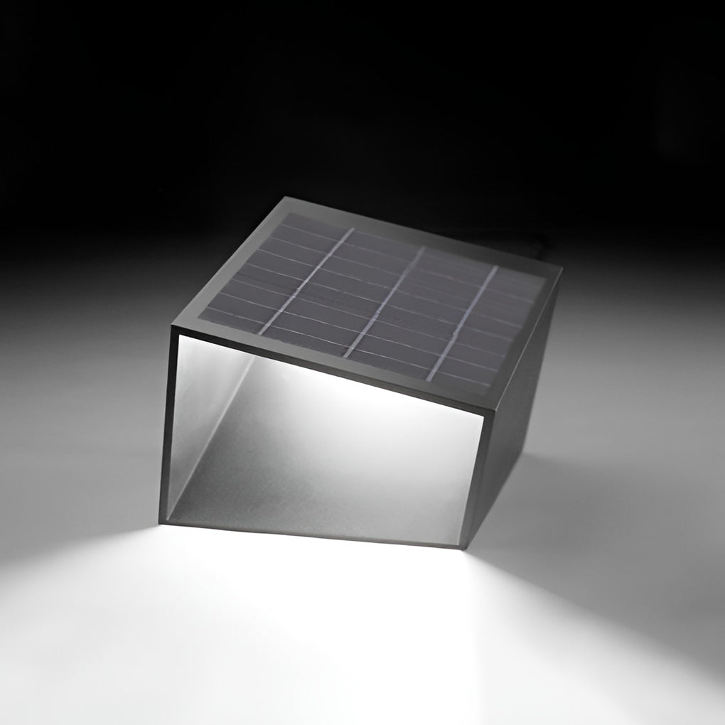Geometric Cube Path Light
