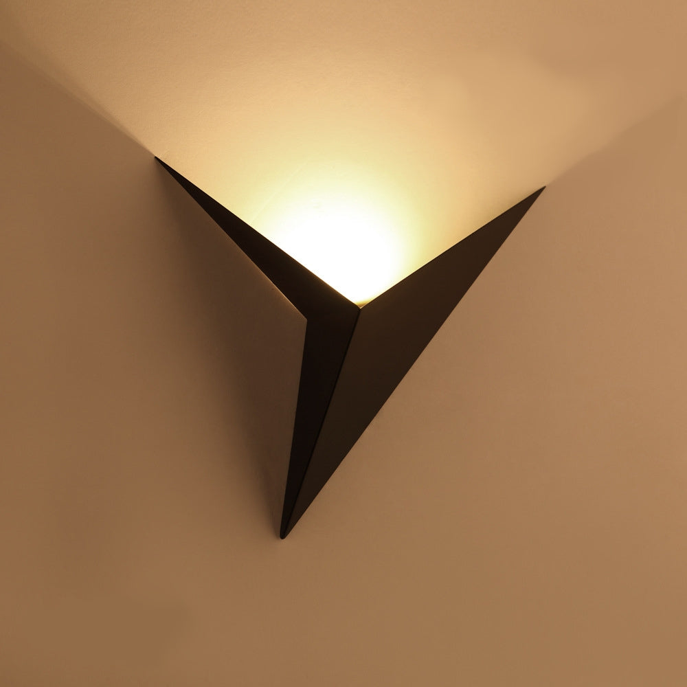 Vertex Wall Light