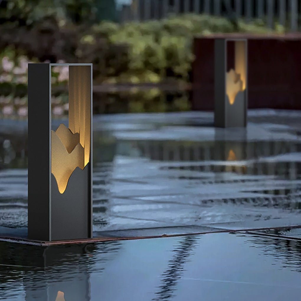 Contour Lawn Path Light