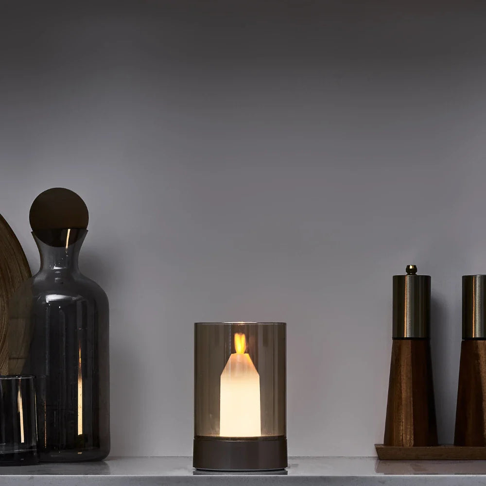 Romantic Gesture Candle Lamp