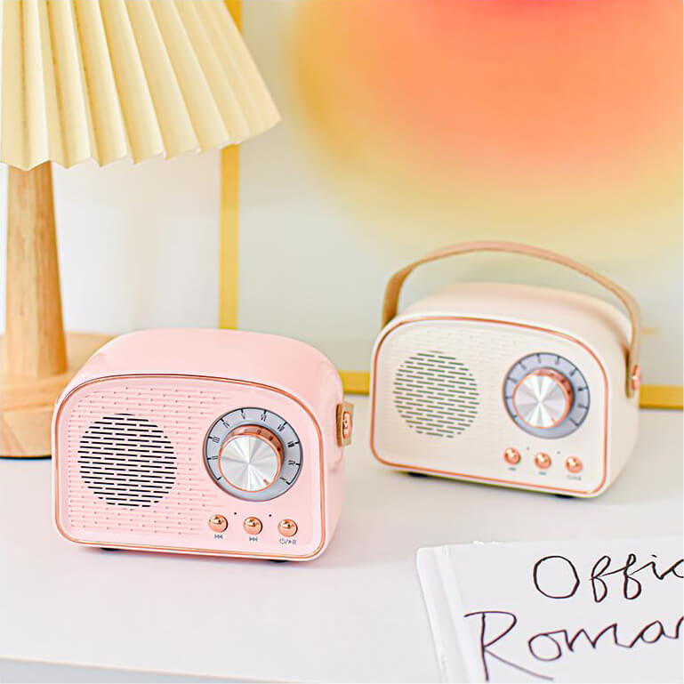 Portable Retro Speaker