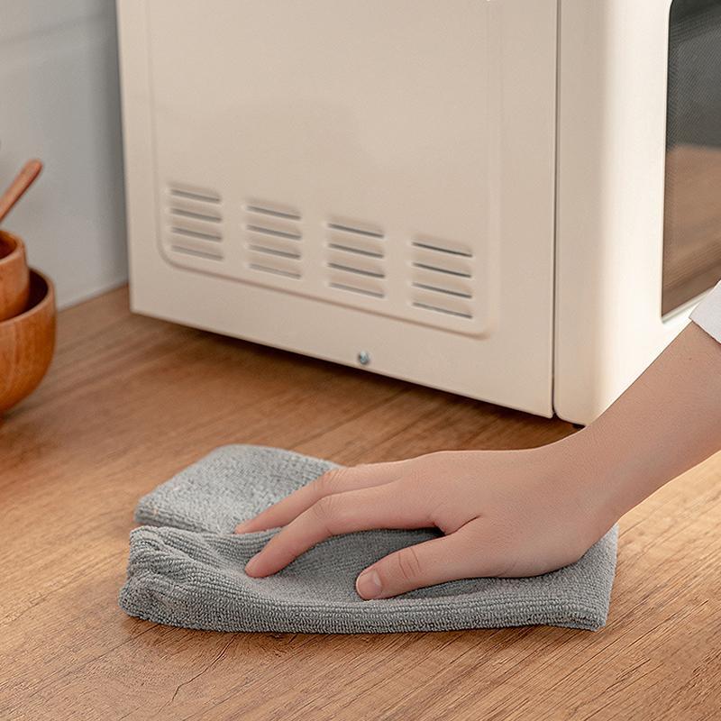 Flex Gap Microfiber Dust Brush