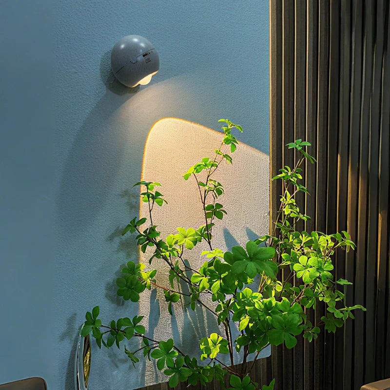 Arc Glow Spotlight