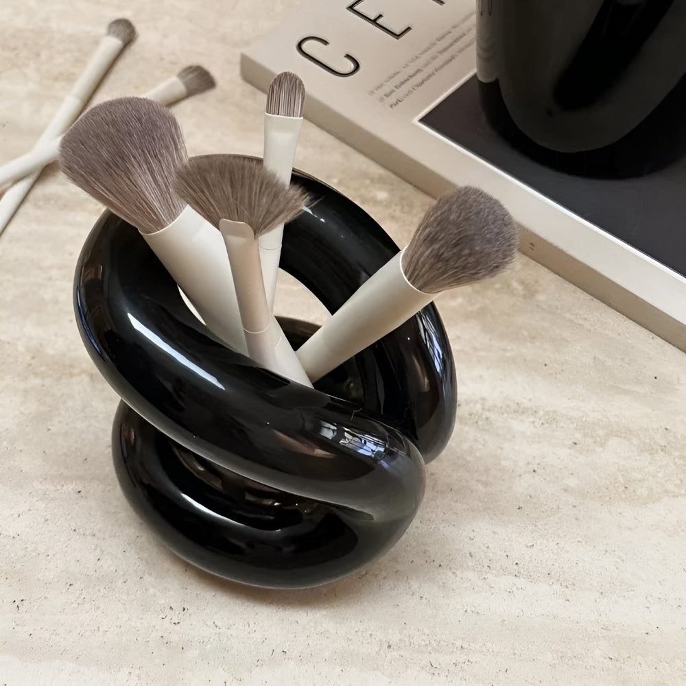 Knot Detail Ceramic Organizer