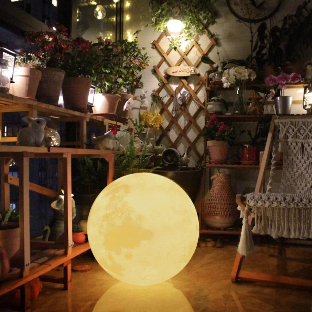 Moon Sphere Garden Light