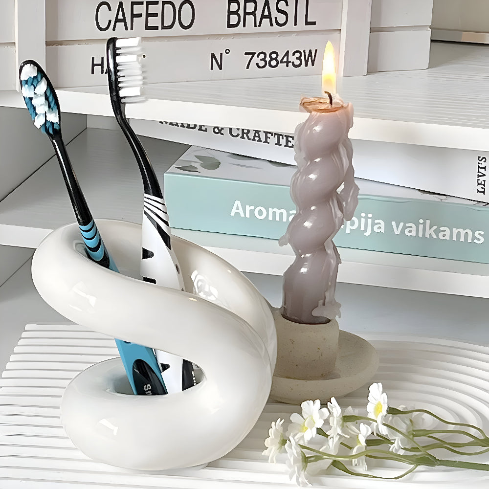 Knot Detail Ceramic Organizer