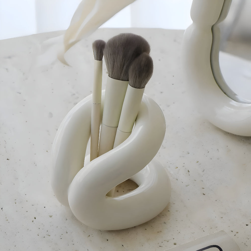 Knot Detail Ceramic Organizer