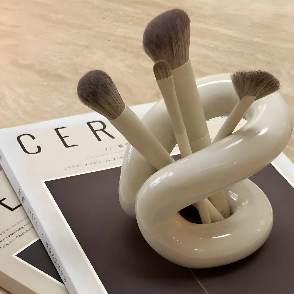Knot Detail Ceramic Organizer