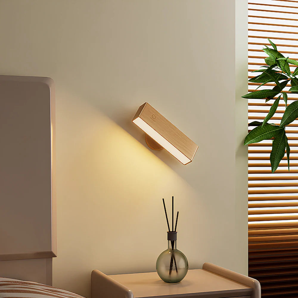 Pivot Motion Spot Light