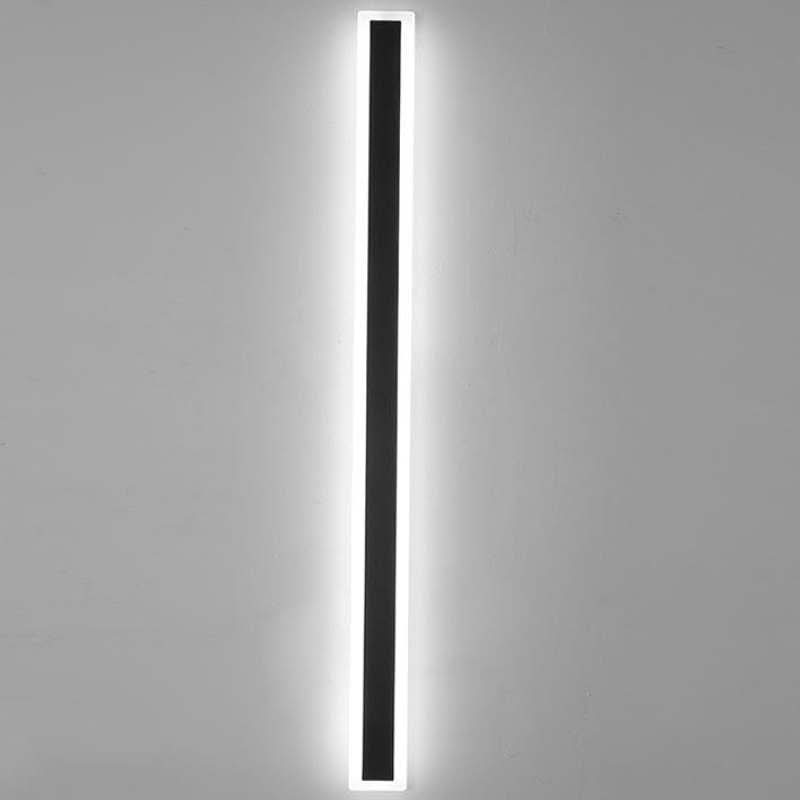 Meridian Outdoor Wall Light