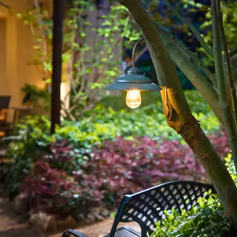 Heritage Solar Wall Lantern