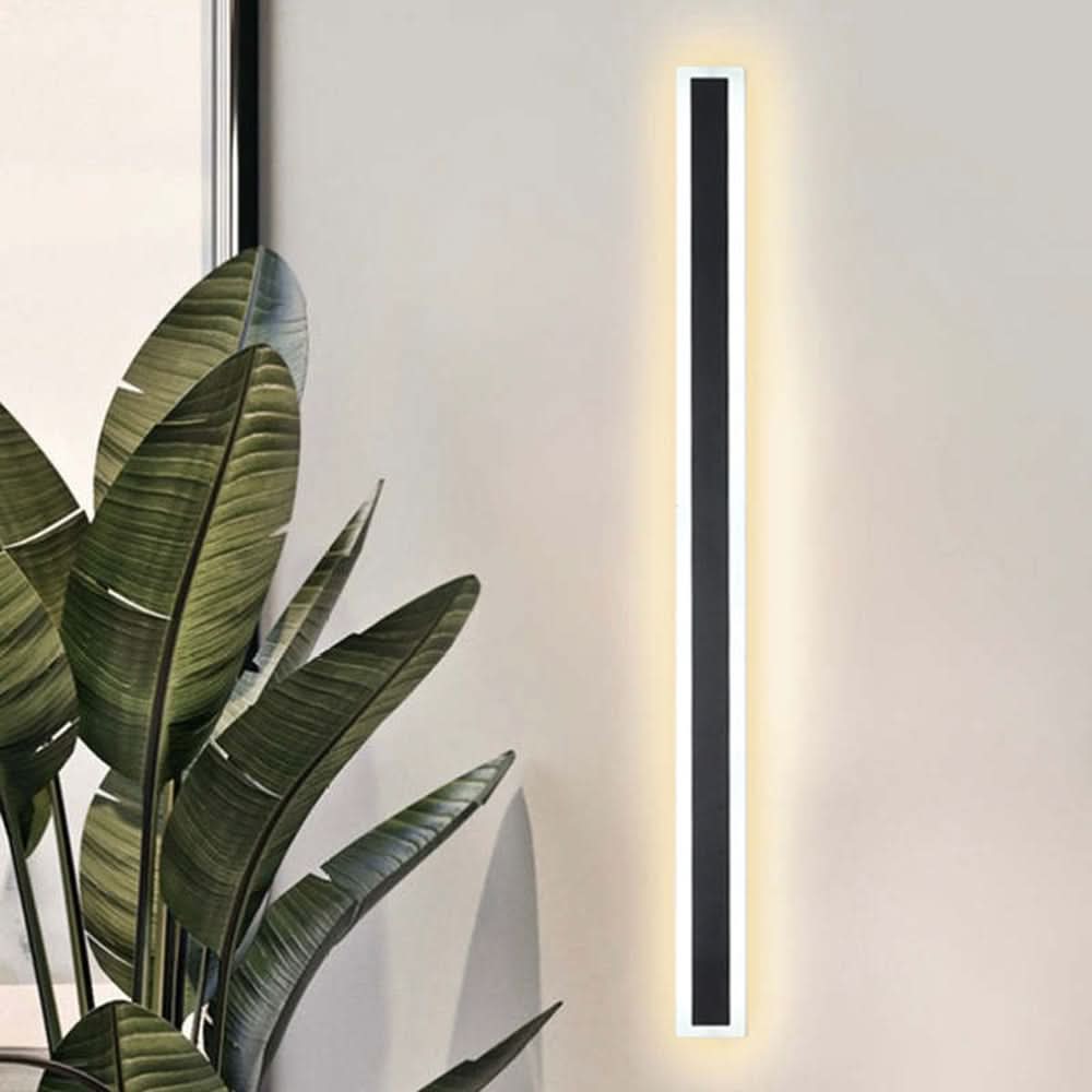 Meridian Outdoor Wall Light