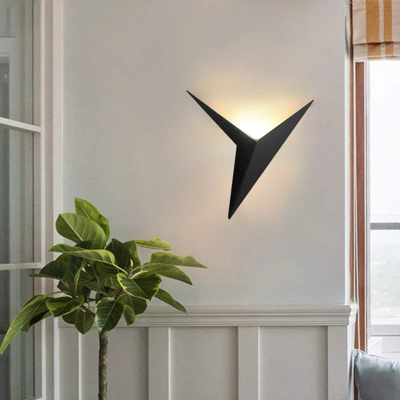 Vertex Wall Light