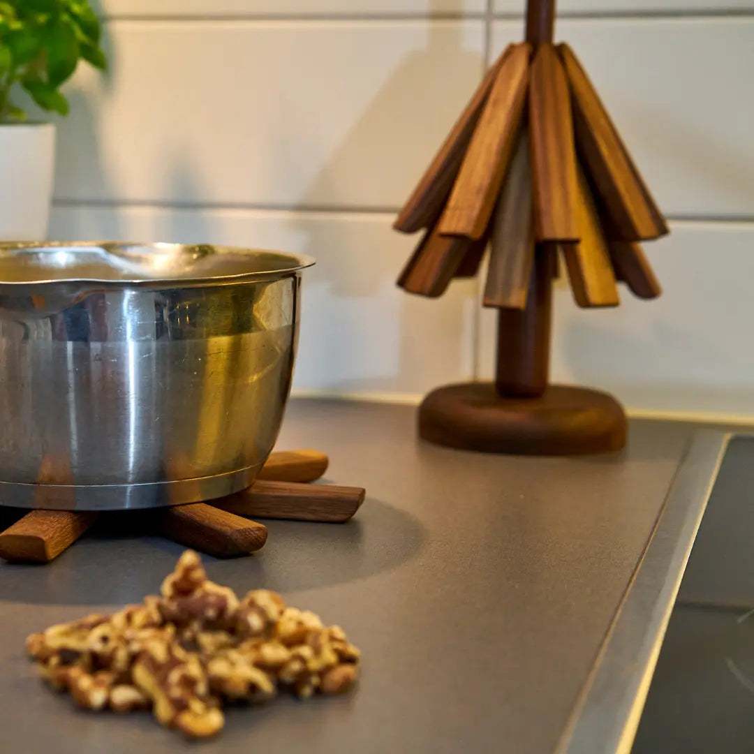 Trivet Holder