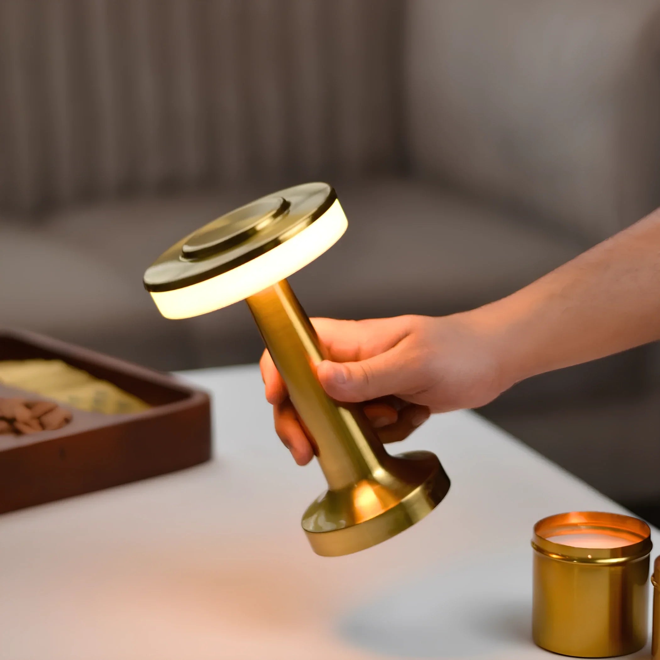 Classic Bar Table Lamp