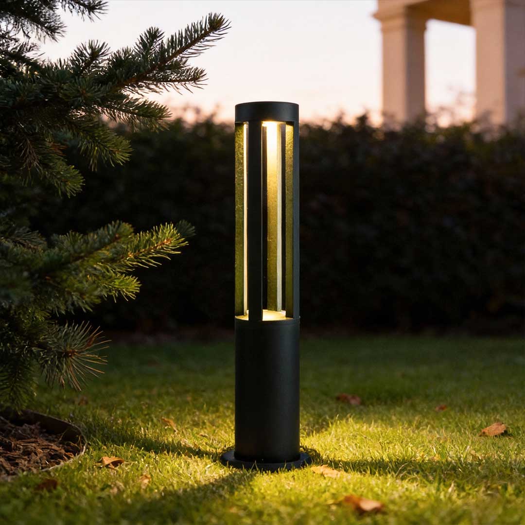 Halo Cutout Bollard Light