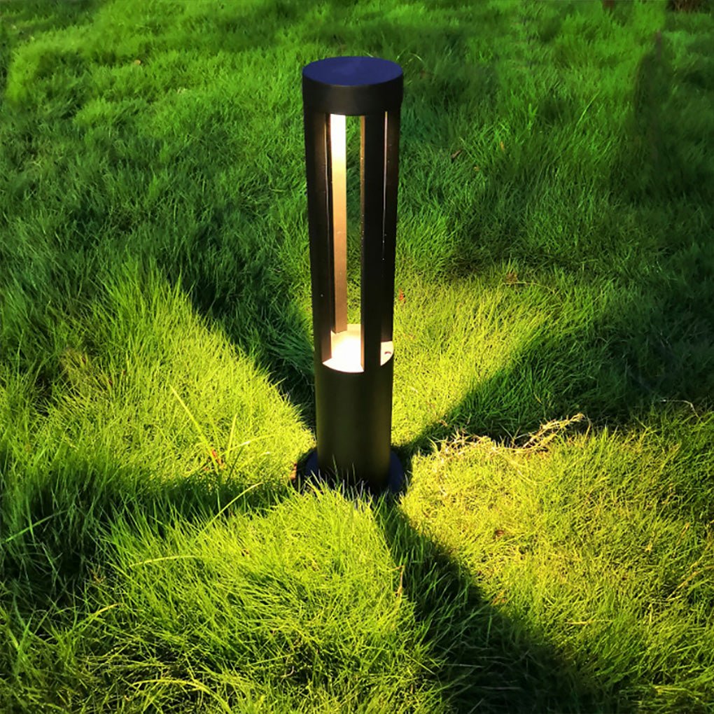 Halo Cutout Bollard Light