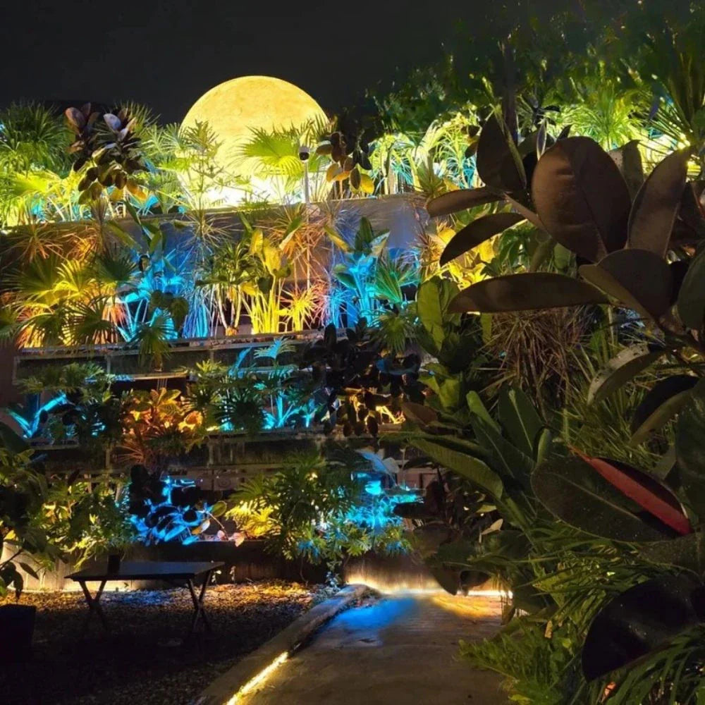 Moon Sphere Garden Light
