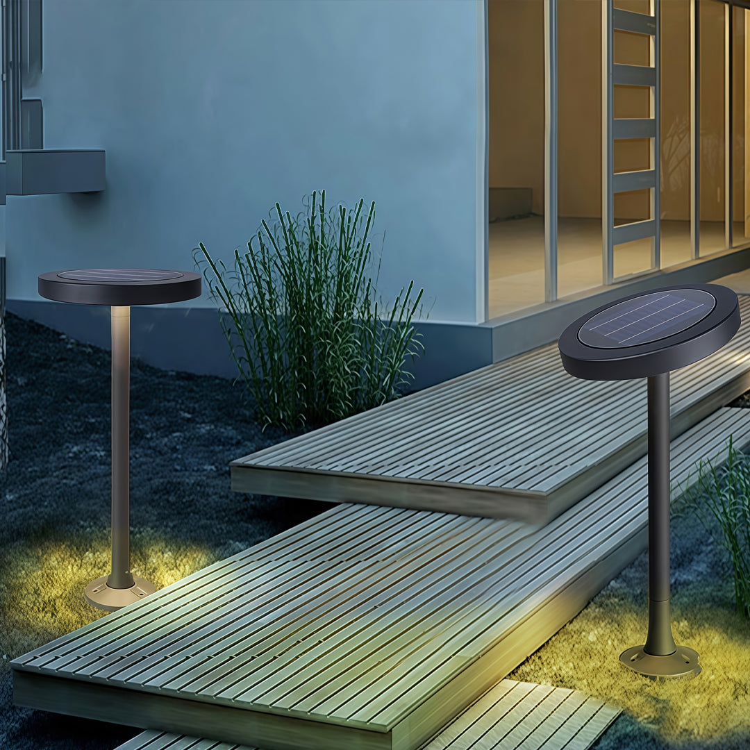 Cast Aluminum Garden Path Light