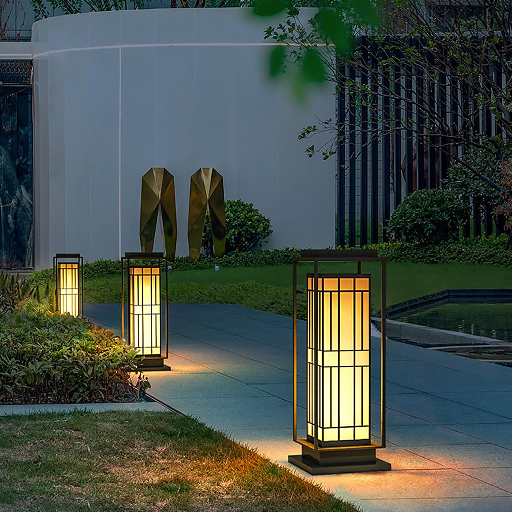 Lantern Path Light